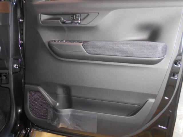 ムーヴＧ　純正１０インチナビ　ドラレコ　パノラマモニター装着２０２５年モデル　ダイハツ純正１０インチスタイリッシュメモリーナビ　ドライブレコーダー　パノラマモニター　装着車（福井県）の中古車