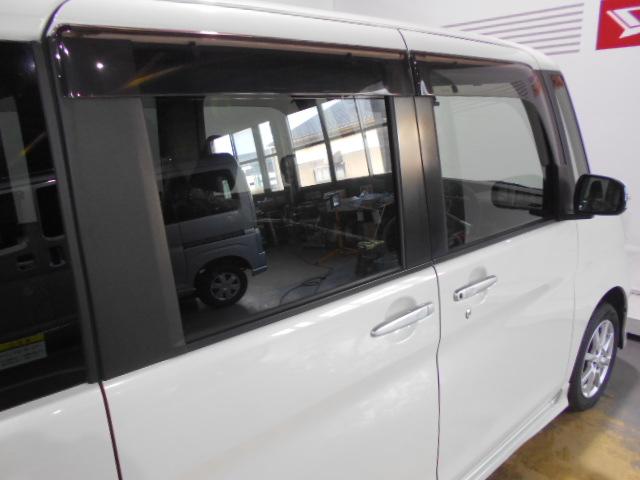 タントカスタムＸ　ＳＡ　４ＷＤ　純正ナビ　バックモニター　装着２０１５年モデル　ダイハツ純正８インチメモリーナビ　バックモニター　ドライブレコーダー　装着車　ノーマルタイヤ４本新品（福井県）の中古車