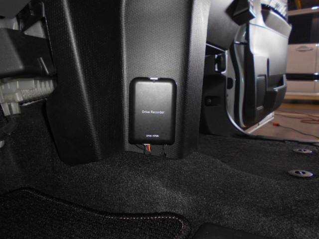 タントカスタムＸセレクション　純正ナビ　ドラレコ　装着車２０２０年モデル　ダイハツ純正ワイドスタンダードメモリーナビ　ドライブレコーダー　バックモニター　ＴＶコントロールキット　ルームランプセット（ダイハツ純正品）　装着車（福井県）の中古車