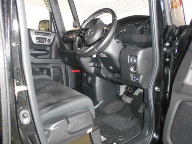 Ｎ−ＢＯＸカスタムＬ特別仕様車　スタイル＋ブラック　メモリーナビ　バックカメラホンダ純正メモリーナビ　バックモニター　ドライブレコーダー　装着車（福井県）の中古車