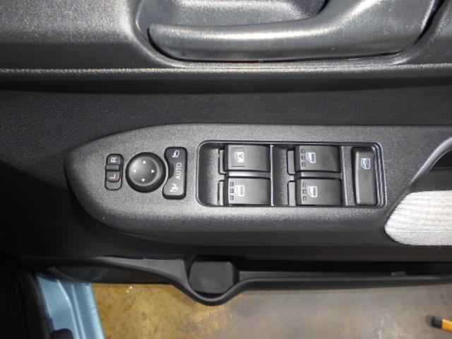 ムーヴＸ　純正ナビ　ドラレコ　パノラマモニター装着２０２５年モデル　ダイハツ純正スタンダードメモリーナビ　ドライブレコーダー　パノラマモニター　装着車（福井県）の中古車