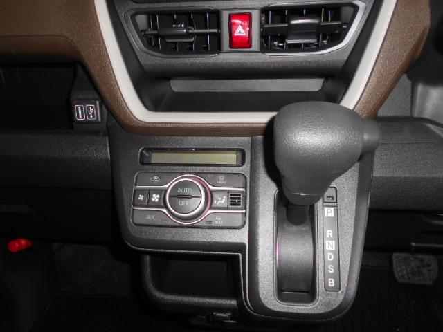 ムーヴＸ　純正ナビ　ドラレコ　パノラマモニター装着２０２５年モデル　ダイハツ純正スタンダードメモリーナビ　ドライブレコーダー　パノラマモニター　装着車（福井県）の中古車