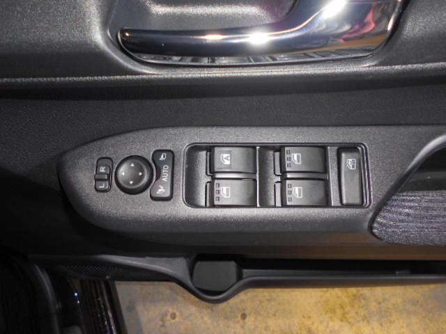 ムーヴＧ　純正１０インチナビ　ドラレコ　パノラマモニター装着２０２５年モデル　ダイハツ純正１０インチスタイリッシュメモリーナビ　ドライブレコーダー　パノラマモニター　装着車（福井県）の中古車