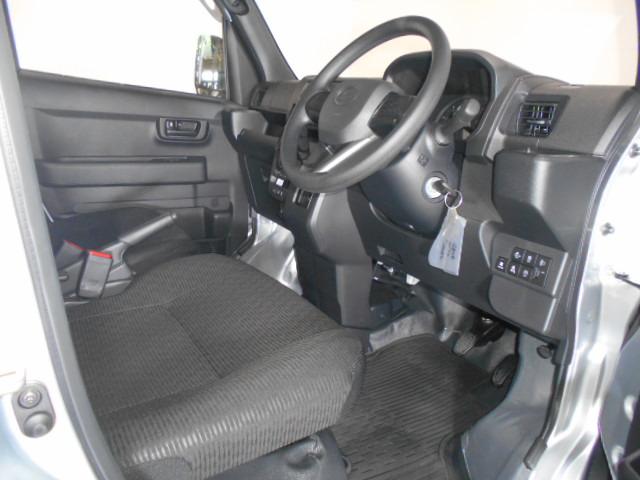 ハイゼットカーゴデラックス　４ＷＤ　ＣＶＴ車（福井県）の中古車