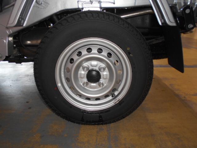 ハイゼットトラックスタンダード　４ＷＤ　マニュアル車届出済未走行車（福井県）の中古車