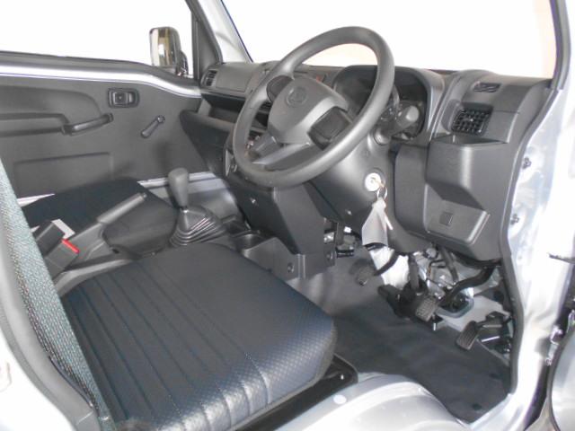 ハイゼットトラックスタンダード　４ＷＤ　マニュアル車届出済未走行車（福井県）の中古車
