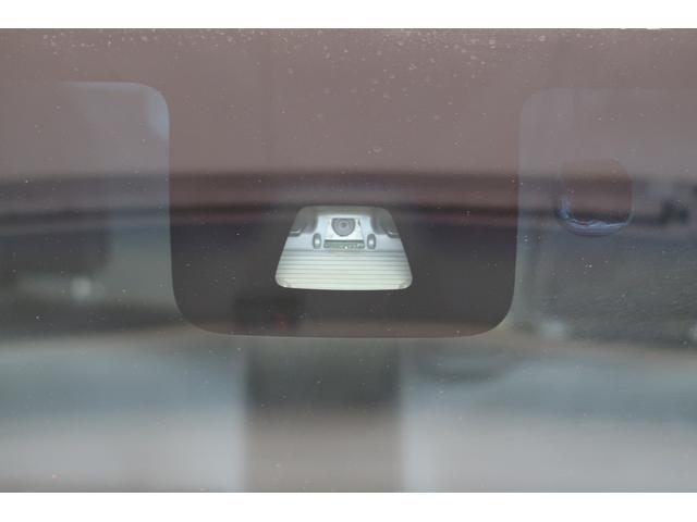タントカスタムＲＳ　トップエディションＳＡII車線逸脱防止　Ｂｌｕｅｔｏｏｔｈ対応　ナビＴＶ　キーフリーシステム　ＬＥＤヘッドライト　電格ミラー　オートマチックハイビーム　スマートキ　盗難防止システム　ターボエンジン　ＥＴＣ　Ｂモニター　Ａライト（富山県）の中古車