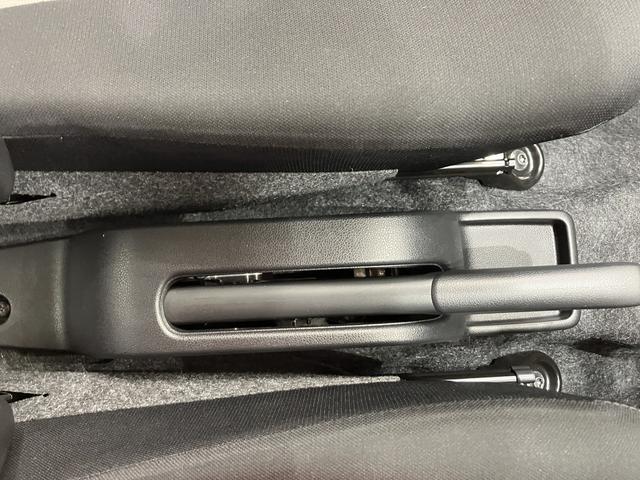 ミライースＬ　ＳＡIII　／キーレス／オーディオレス／アイドリングＳＴＯＰ　衝突防止　キ−レス　Ｗエアバッグ　横滑防止　レーンキープアシスト　オートハイビーム　運転席エアバック　ＡＢＳ　衝突安全ボディ　メンテナンスノート（富山県）の中古車