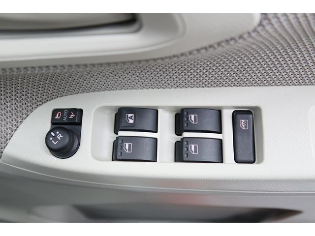 ムーヴX SA /オーディオレス/キーフリー/オートライト助手席エアバッグ 衝突回避支援ブレーキ エアバック キーフリー スマートキ 横滑り防止 オートライト 整備記録簿 ベンチシート ABS 盗難防止システム アルミホイール 衝突安全ボディ Aストップ(富山県)の中古車