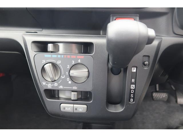 ミライースＬ　ＳＡIII　／オーディオレス／キーレス／マニュアルエアコアイドリングストップ車　車線逸脱アラート　衝突回避支援システム　横滑り防止装置付　ワイヤレスキー　デュアルエアバッグ　オートハイビーム　運転席エアバッグ　点検記録簿　オートライト　ＡＢＳ　安全ボディ（富山県）の中古車