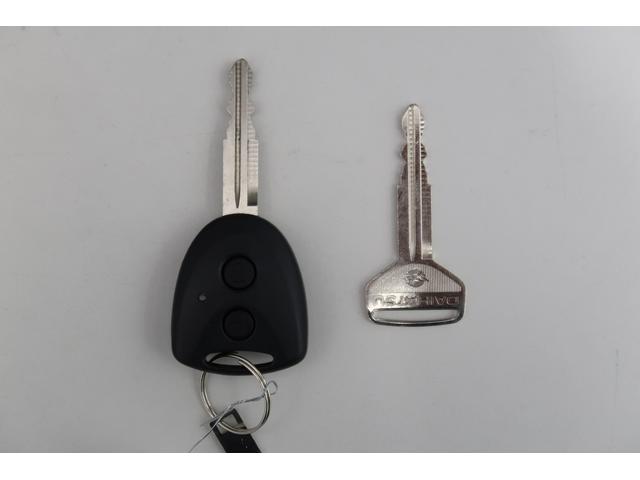 ミライースＬ　ＳＡIII　／オーディオレス／キーレス／マニュアルエアコアイドリングストップ車　車線逸脱アラート　衝突回避支援システム　横滑り防止装置付　ワイヤレスキー　デュアルエアバッグ　オートハイビーム　運転席エアバッグ　点検記録簿　オートライト　ＡＢＳ　安全ボディ（富山県）の中古車