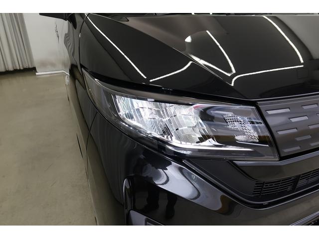 ムーヴＬ　／オーディオレス／キーレスエントリー／ＬＥＤヘッドライト誤発進抑制装置　キーレス　オートマチックハイビーム　ベンチシート　衝突安全ボディ　電動格納ドアミラー　オートライト　アイドリングストップ　ＬＥＤヘッドランプ　レーンアシスト　盗難防止システム（富山県）の中古車