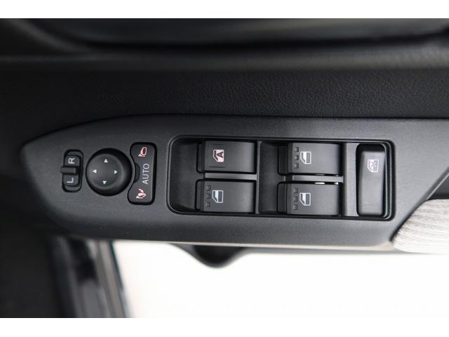 ムーヴＬ　／オーディオレス／キーレスエントリー／ＬＥＤヘッドライト誤発進抑制装置　キーレス　オートマチックハイビーム　ベンチシート　衝突安全ボディ　電動格納ドアミラー　オートライト　アイドリングストップ　ＬＥＤヘッドランプ　レーンアシスト　盗難防止システム（富山県）の中古車