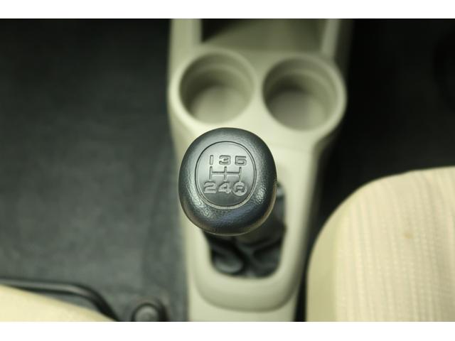 ミラＸスペシャル　／５速マニュアル／キーレスエントリ／ＣＤオーデ５速マニュアルミッション　ＣＤオーディオ　ダブルエアバック　キーレスエントリーキー　エアーバッグ　ＡＢＳ（富山県）の中古車