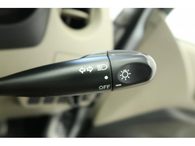 ミラＸスペシャル　／５速マニュアル／キーレスエントリ／ＣＤオーデ５速マニュアルミッション　ＣＤオーディオ　ダブルエアバック　キーレスエントリーキー　エアーバッグ　ＡＢＳ（富山県）の中古車