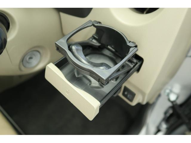 ミラＸスペシャル　／５速マニュアル／キーレスエントリ／ＣＤオーデ５速マニュアルミッション　ＣＤオーディオ　ダブルエアバック　キーレスエントリーキー　エアーバッグ　ＡＢＳ（富山県）の中古車