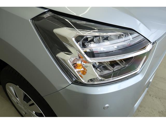 ミライースＸ　ＳＡIII　／４ＷＤ／カーナビ／バックカメラ／ＬＥＤＢカメラ　格納ミラー　誤発進抑制機能　Ｂｌｕｅｔｏｏｔｈ接続　キレスキー　車線逸脱警告　アイドリングＳＴＯＰ　ＬＥＤライト　ＥＳＣ　オートハイビーム　４ＷＤ　運転席エアバッグ　Ｗエアバック　ＡＢＳ（富山県）の中古車