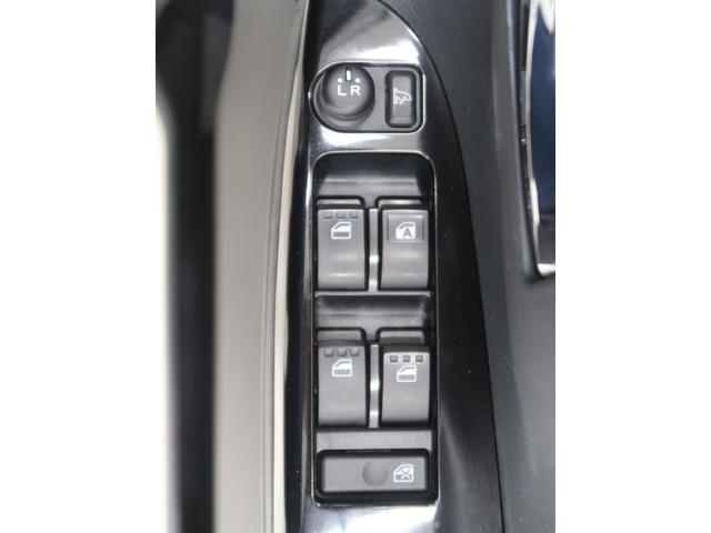 タントカスタムＸ　ＳＡブルートゥース　衝突被害軽減装置　スマートキー＆プッシュスタート　地デジ　１オーナー　Ａストップ　キーレスエントリー　横滑り防止　ＬＥＤライト　オートライト　電動格納ミラー　４ＷＤ　アルミホイール（富山県）の中古車
