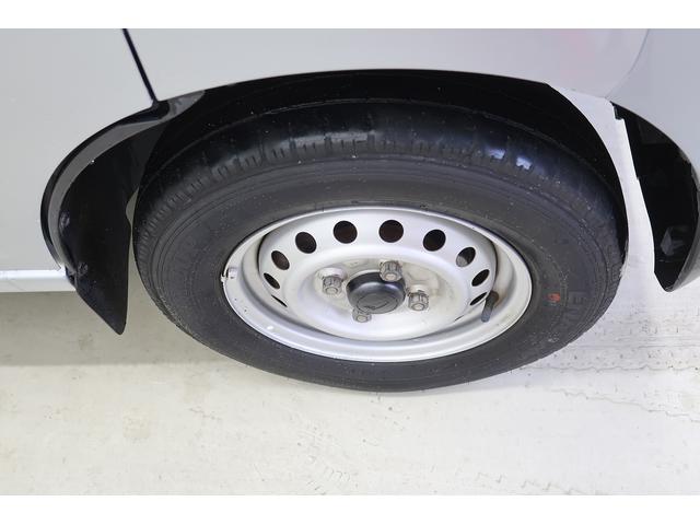 ハイゼットカーゴＤＸ　／パートタイム４ＷＤ／ラジオ／オートライト／踏み間違い防止　Ｗエアバック　キーフリーシステム　エコアイドル　車線逸脱警報　切替４ＷＤ　オートハイビーム　オートライト　運転席エアバッグ　ＡＢＳ　記録簿　ＶＤＣ（富山県）の中古車