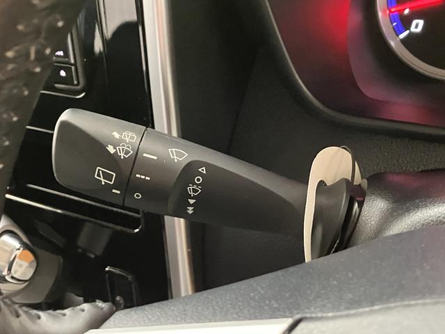 トールカスタムＧ　ＳＡII　／ナビ／バックカメラ／両側電動スライド１オーナ　衝突被害軽減　Ｂｌｕｅｔｏｏｔｈ接続　電動格納ドアミラー　ナビＴＶ　ＬＥＤ　Ｂカメラ　エアバッグ　両側パワスラドア　レーンアシスト　キーフリーシステム　エコアイドル　アルミホイール　記録簿（富山県）の中古車