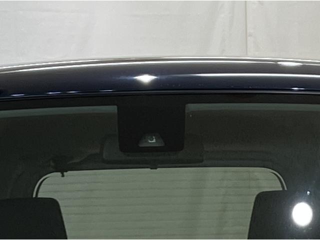 トールカスタムＧ　ＳＡII　／ナビ／バックカメラ／両側電動スライド１オーナ　衝突被害軽減　Ｂｌｕｅｔｏｏｔｈ接続　電動格納ドアミラー　ナビＴＶ　ＬＥＤ　Ｂカメラ　エアバッグ　両側パワスラドア　レーンアシスト　キーフリーシステム　エコアイドル　アルミホイール　記録簿（富山県）の中古車