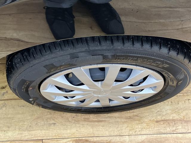 ミライースＬ　ＳＡIII　／オーディオレス／キーレス／マニュアルエアコ車線逸脱警報システム　緊急ブレーキ　Ｒカメラ　アイドリンストップ　キーレスキー　横滑防止装置　デュアルエアバッグ　オートハイビーム　エアバック　オートライト　ＡＢＳ　整備記録簿　安全ボディ（富山県）の中古車