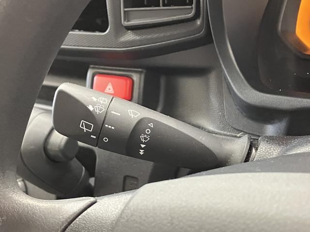 ミライースＬ　ＳＡIII　／オーディオレス／キーレス／マニュアルエアコ車線逸脱警報システム　緊急ブレーキ　Ｒカメラ　アイドリンストップ　キーレスキー　横滑防止装置　デュアルエアバッグ　オートハイビーム　エアバック　オートライト　ＡＢＳ　整備記録簿　安全ボディ（富山県）の中古車