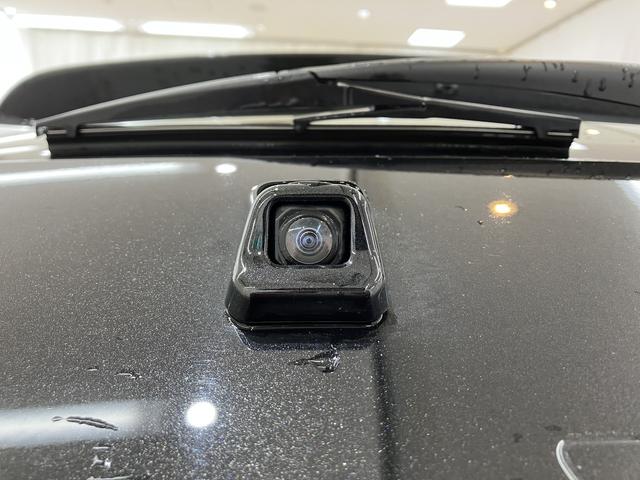 ミライースＬ　ＳＡIII　／オーディオレス／キーレス／マニュアルエアコ車線逸脱警報システム　緊急ブレーキ　Ｒカメラ　アイドリンストップ　キーレスキー　横滑防止装置　デュアルエアバッグ　オートハイビーム　エアバック　オートライト　ＡＢＳ　整備記録簿　安全ボディ（富山県）の中古車