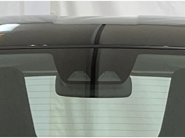 ミライースＬ　ＳＡIII　／オーディオレス／キーレス／マニュアルエアコ車線逸脱警報システム　緊急ブレーキ　Ｒカメラ　アイドリンストップ　キーレスキー　横滑防止装置　デュアルエアバッグ　オートハイビーム　エアバック　オートライト　ＡＢＳ　整備記録簿　安全ボディ（富山県）の中古車