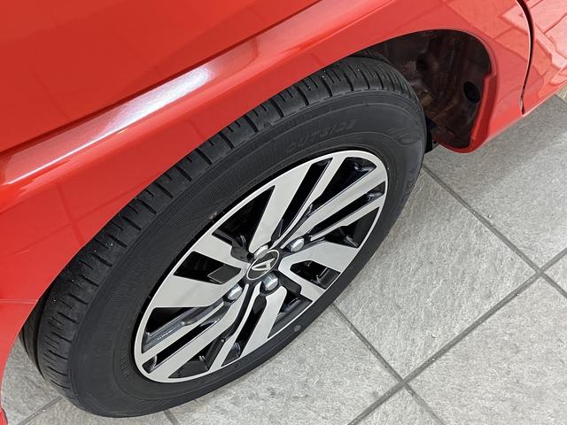 トールカスタムＧ　／４ＷＤ／ナビ／パノラマカメラ／両側電動スライド４ＷＤ　前席シートヒーター　横滑り防止　全方位カメラ　電動格納ドアミラー　セキュリティアラーム　バックモニター　ＬＥＤヘッドライト　記録簿　ワンオーナー　両側電動スライドドア　ドライブレコーダー（富山県）の中古車