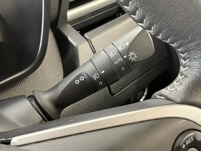 トールカスタムＧ　／４ＷＤ／ナビ／パノラマカメラ／両側電動スライド４ＷＤ　前席シートヒーター　横滑り防止　全方位カメラ　電動格納ドアミラー　セキュリティアラーム　バックモニター　ＬＥＤヘッドライト　記録簿　ワンオーナー　両側電動スライドドア　ドライブレコーダー（富山県）の中古車