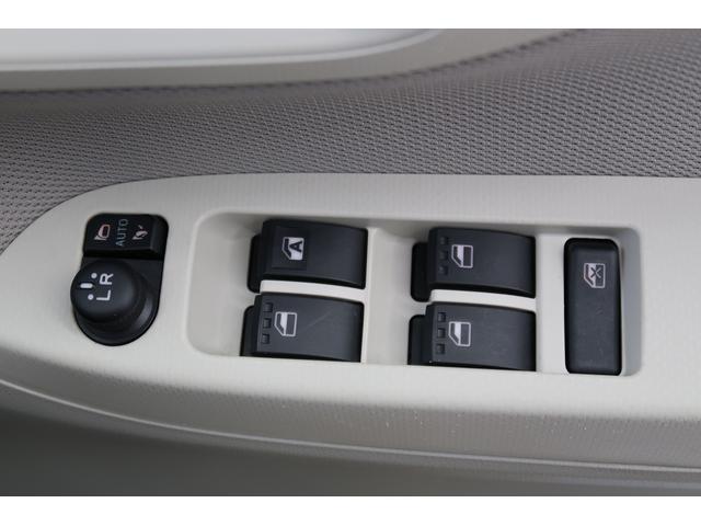 ムーヴＸ　ＳＡIII電動格納式ドアミラー　ハイビームアシスト　アルミホイール　オートライト　ＥＴＣ　スマートキー　ベンチシート　衝突安全ボディ　エアバック　ＡＢＳ　ダブルエアバック　アイドリングＳ　ワイヤレスキー（富山県）の中古車