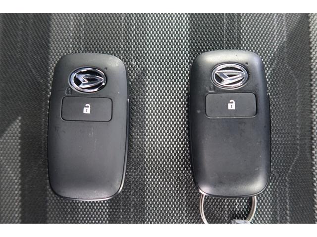 タフトG ダーククロムベンチャー /オーディオレス/キーフリーキーレスエントリ レーダーブレーキ 盗難防止システム 電動格納ドアミラー Bカメラ レーンアシスト 記録簿 アルミホイール LEDライト オートハイビーム オートライト スマートキー ガラスルーフ(富山県)の中古車