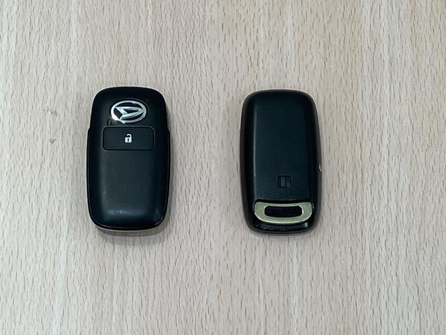 ロッキープレミアムＧ　ＨＥＶ　／オーディオレス／シートヒータ／ＬＥＤセキュリティアラーム　電動格納式ドアミラー　ＬＥＤヘッドランプ　キーフリーシステム　オートハイビーム　アルミホイール　ＬＫＡ　記録簿　衝突安全ボディ　スマートキー　オートライト　シートヒーター（富山県）の中古車