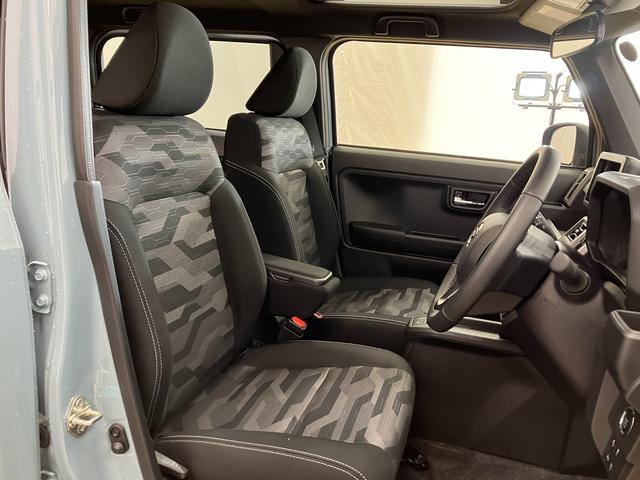 タフトＧ　クロムベンチャー　／オーディオレス／キーフリー／ＬＥＤアイドリングＳＴＯＰ　スマートキー＆プッシュスタート　衝突安全ボディ　ＬＥＤランプ　レーンキープアシスト　電動格納ドアミラー　メンテナンスノート　オートハイビーム　シ−トヒ−タ−　キーフリー（富山県）の中古車