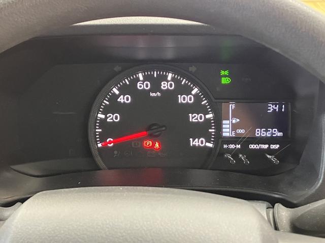 ハイゼットカーゴＤＸ　／切替４ＷＤ／ラジオ／オートライト／踏み間違い防止４ＷＤ車　レーンキープアシスト　アイドルストップ　ＶＤＣ　キーレスキー　ダブルエアバッグ　オートマチックハイビーム　記録簿　ＡＢＳ　エアバッグ　衝突安全ボディ　両側スライドＤ　衝突低減ブレーキ（富山県）の中古車