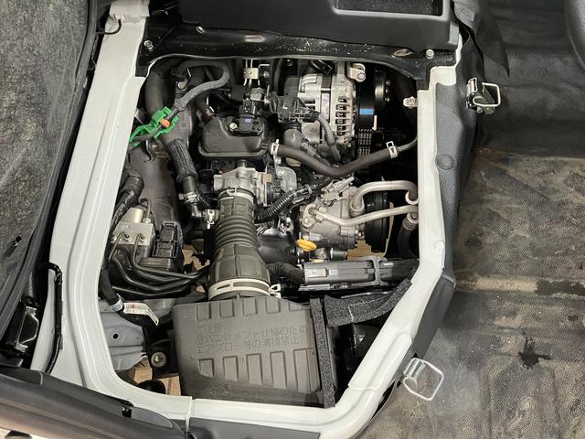 ハイゼットカーゴＤＸ　／切替４ＷＤ／ラジオ／オートライト／踏み間違い防止４ＷＤ車　レーンキープアシスト　アイドルストップ　ＶＤＣ　キーレスキー　ダブルエアバッグ　オートマチックハイビーム　記録簿　ＡＢＳ　エアバッグ　衝突安全ボディ　両側スライドＤ　衝突低減ブレーキ（富山県）の中古車