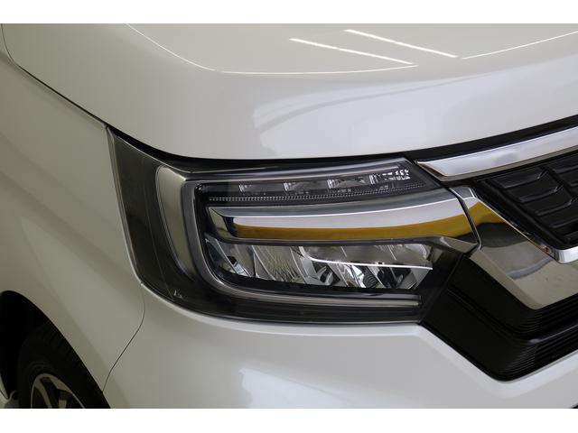 Ｎ−ＢＯＸカスタムＧ・Ｌターボホンダセンシングターボモデル　前後誤発進抑制　記録簿有り　電動格納式ドアミラー　衝突安全ボディ　インテリジェントキー　バックモニター　キーフリー　盗難防止システム　アルミ　ナビＴＶ　ＬＥＤライト　Ａライト　ＥＴＣ（富山県）の中古車