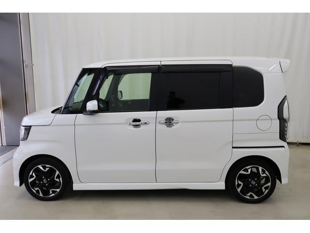 Ｎ−ＢＯＸカスタムＧ・Ｌターボホンダセンシングターボモデル　前後誤発進抑制　記録簿有り　電動格納式ドアミラー　衝突安全ボディ　インテリジェントキー　バックモニター　キーフリー　盗難防止システム　アルミ　ナビＴＶ　ＬＥＤライト　Ａライト　ＥＴＣ（富山県）の中古車