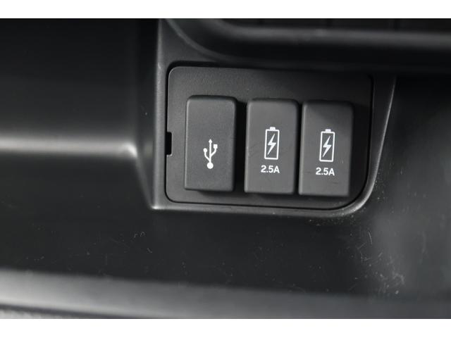 Ｎ−ＢＯＸカスタムＧ・Ｌターボホンダセンシングターボモデル　前後誤発進抑制　記録簿有り　電動格納式ドアミラー　衝突安全ボディ　インテリジェントキー　バックモニター　キーフリー　盗難防止システム　アルミ　ナビＴＶ　ＬＥＤライト　Ａライト　ＥＴＣ（富山県）の中古車