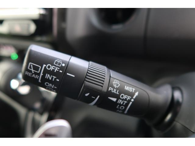 Ｎ−ＢＯＸカスタムＧ・Ｌターボホンダセンシングターボモデル　前後誤発進抑制　記録簿有り　電動格納式ドアミラー　衝突安全ボディ　インテリジェントキー　バックモニター　キーフリー　盗難防止システム　アルミ　ナビＴＶ　ＬＥＤライト　Ａライト　ＥＴＣ（富山県）の中古車