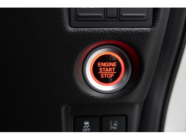 Ｎ−ＢＯＸカスタムＧ・Ｌターボホンダセンシングターボモデル　前後誤発進抑制　記録簿有り　電動格納式ドアミラー　衝突安全ボディ　インテリジェントキー　バックモニター　キーフリー　盗難防止システム　アルミ　ナビＴＶ　ＬＥＤライト　Ａライト　ＥＴＣ（富山県）の中古車