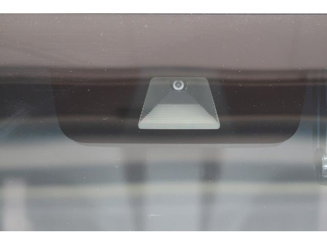 Ｎ−ＢＯＸカスタムＧ・Ｌターボホンダセンシングターボモデル　前後誤発進抑制　記録簿有り　電動格納式ドアミラー　衝突安全ボディ　インテリジェントキー　バックモニター　キーフリー　盗難防止システム　アルミ　ナビＴＶ　ＬＥＤライト　Ａライト　ＥＴＣ（富山県）の中古車