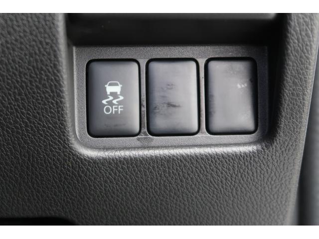 デイズルークスハイウェイスター　ターボターボエンジン　ベンチシー　キーフリー　横滑防止　Ｂカメ　衝突安全ボディ　盗難防止システム　ナビＴＶ　インテリキ−　アルミホイール　サイドカメラ　Ｗエアバッグ　ＡＢＳ　４ＷＤ　アイドリングストップ（富山県）の中古車