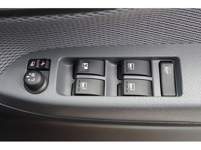 ムーヴカスタム　Ｘ衝突軽減ブレーキ　電格ミラー　キーレスエントリー　ＬＥＤヘッド　ナビＴＶ　オートライト　シートヒーター　エコアイドル　衝突安全ボディ　運転席エアバッグ　スマートキー　横滑り防止機能　バックカメラ（富山県）の中古車