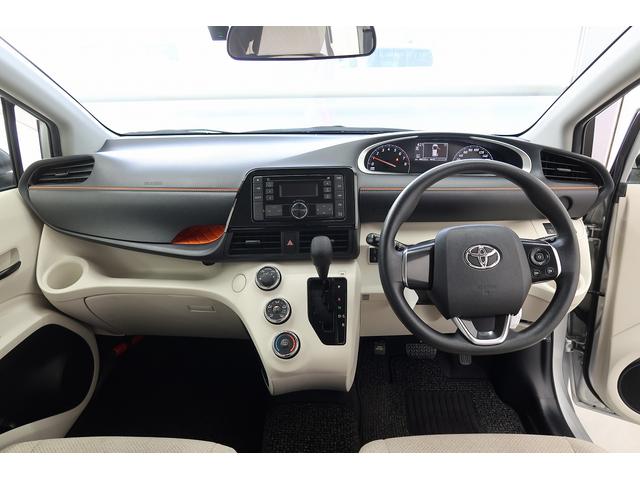 シエンタＸ電動ミラー　ＥＴＣ装備　運転席助手席エアバック　メンテナンスノート　横滑防止装置　エアバック付き　衝突安全ボディ　ＡＢＳ　両側スライド片側電動　ＬＥＤヘッドライト　盗難防止システム（富山県）の中古車