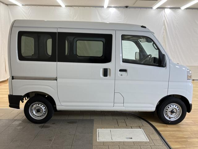 ハイゼットカーゴＤＸ　／切替４ＷＤ／ラジオ／オートライト／踏み間違い防止踏み間違い防止　Ｗエアバック　キーフリーシステム　エコアイドル　車線逸脱警報　切替４ＷＤ　オートハイビーム　両側スライドドア　オートライト　運転席エアバッグ　ＡＢＳ　記録簿　ＶＤＣ（富山県）の中古車