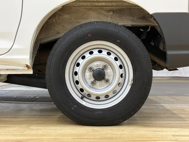 ハイゼットカーゴＤＸ　／切替４ＷＤ／ラジオ／オートライト／踏み間違い防止踏み間違い防止　Ｗエアバック　キーフリーシステム　エコアイドル　車線逸脱警報　切替４ＷＤ　オートハイビーム　両側スライドドア　オートライト　運転席エアバッグ　ＡＢＳ　記録簿　ＶＤＣ（富山県）の中古車