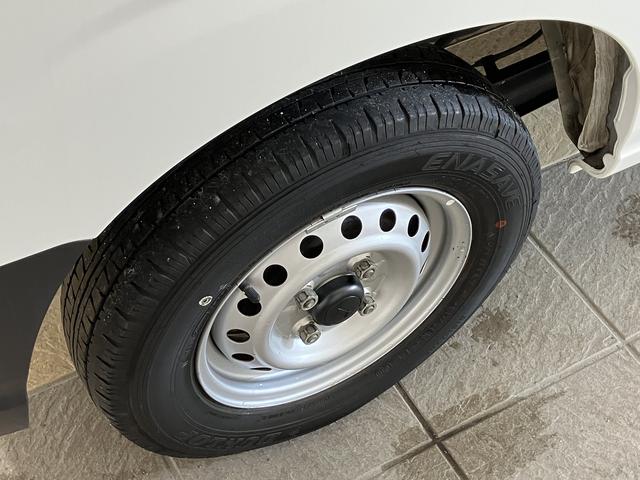 ハイゼットカーゴＤＸ　／切替４ＷＤ／ラジオ／オートライト／踏み間違い防止踏み間違い防止　Ｗエアバック　キーフリーシステム　エコアイドル　車線逸脱警報　切替４ＷＤ　オートハイビーム　両側スライドドア　オートライト　運転席エアバッグ　ＡＢＳ　記録簿　ＶＤＣ（富山県）の中古車