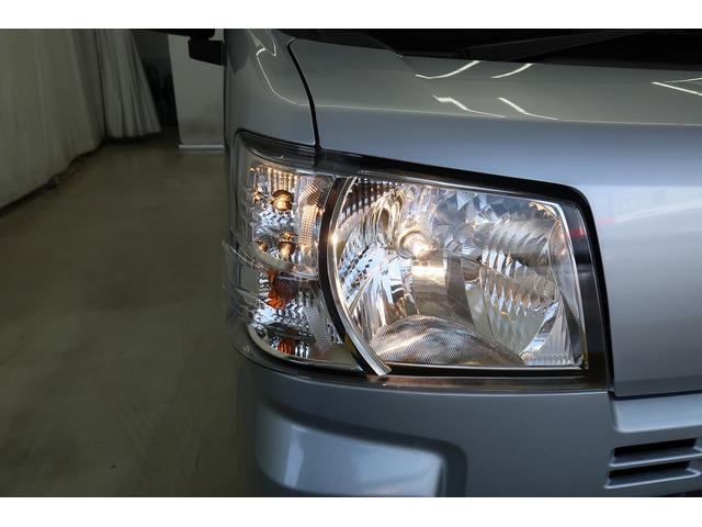 ハイゼットカーゴDX /切替4WD/ラジオ/オートライト/踏み間違い防止車線逸脱警報装置 キーフリー デュアルエアバッグ Aストップ VDC オートマチックハイビーム 記録簿 切替4WD ABS エアバッグ オートライト 衝突被害軽減装置(富山県)の中古車